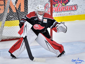 Découvrez les bâtons de hockey de gardien Prototype All Black et All White de Force Hockey : Performance et protection assurées