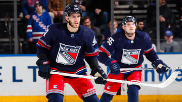 Pourquoi plusieurs joueurs professionnels choisissent des bâtons de hockey All White