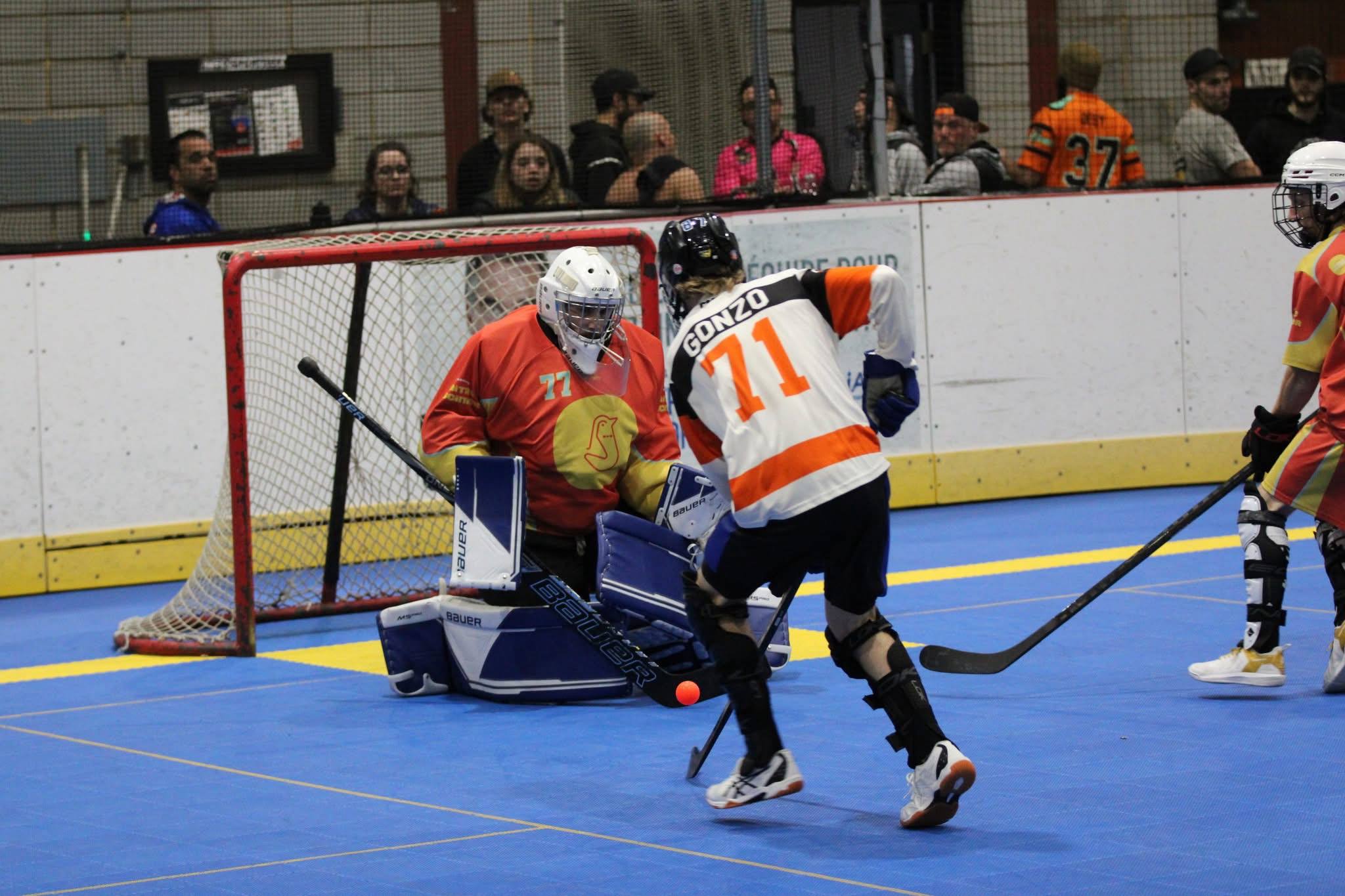 🏑 Jouer avec un hockey Prototype All Black au dek hockey… pourquoi pas?